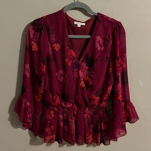 $6❤️Bundled  Ophelia Roe Ruffle Blouse